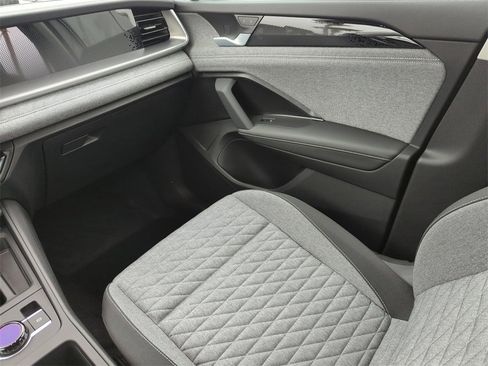 New 2026 Volkswagen Tiguan S image 22