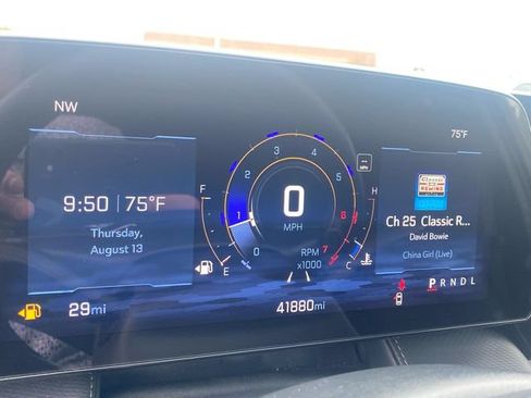 Used 2025 Chevrolet Equinox LT FWD image 11