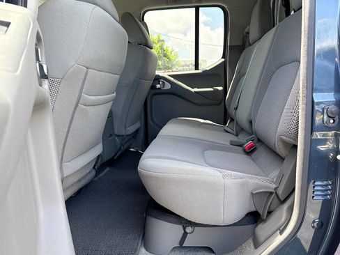 Used 2018 Nissan Frontier SV RWD image 25