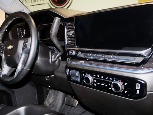 Used 2024 Chevrolet Silverado 2500 LTZ image 64