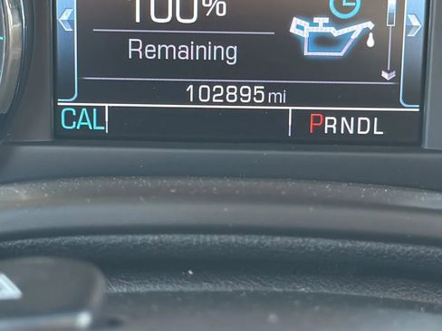 Used 2018 Chevrolet Suburban Premier AWD/4WD image 16