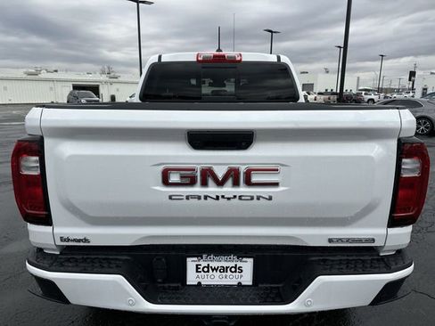 New 2026 GMC Canyon Elevation w/ Convenience Package image 32