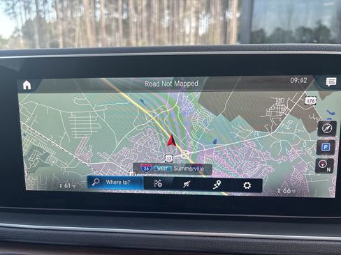 Used 2022 Mercedes-Benz GLE 350 4MATIC w/ Premium Package image 37