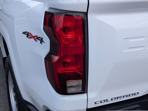 New 2026 Chevrolet Colorado W/T image 10