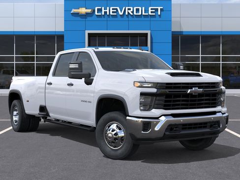 New 2026 Chevrolet Silverado 3500 W/T w/ WT/CX Safety Package AWD/4WD image 7
