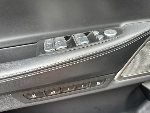 Used 2020 BMW M760i xDrive AWD/4WD image 39