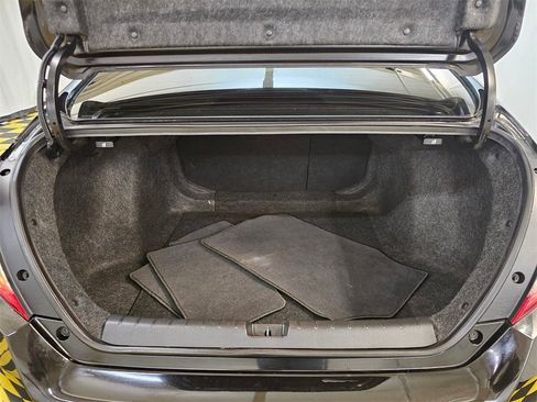 Used 2016 Honda Civic Touring image 17