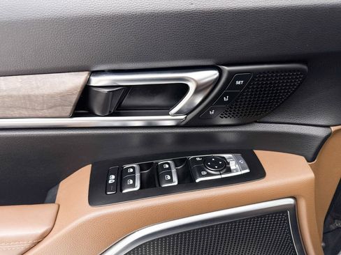 Used 2022 Kia Telluride SX w/ SX Prestige Package image 33