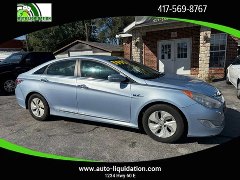 Used 2013 Hyundai Sonata Hybrid image 1