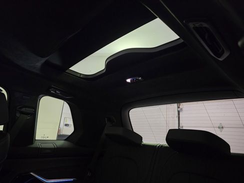 Certified 2023 BMW X7 xDrive40i w/ M Sport Package image 15