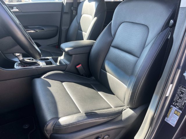 Used 2020 Kia Sportage EX FWD image 33