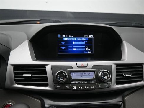 Used 2014 Honda Odyssey EX image 29