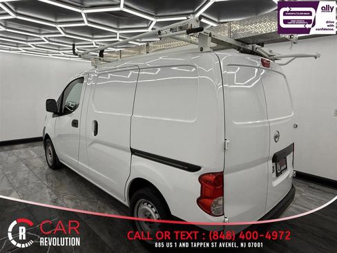Used 2019 Nissan NV200 S image 4