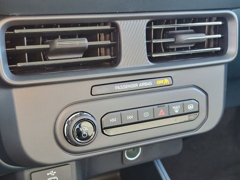 New 2026 Ford Maverick XL image 18