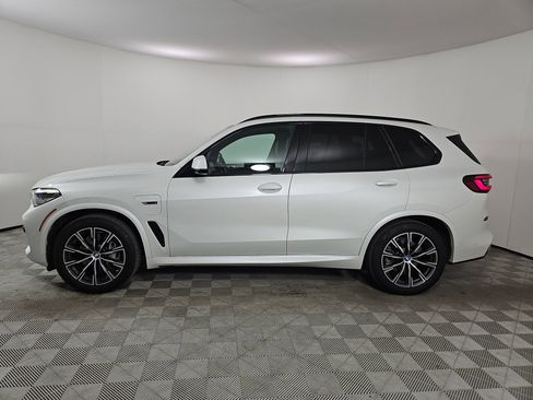 Used 2022 BMW X5 xDrive45e w/ M Sport Package AWD/4WD image 4