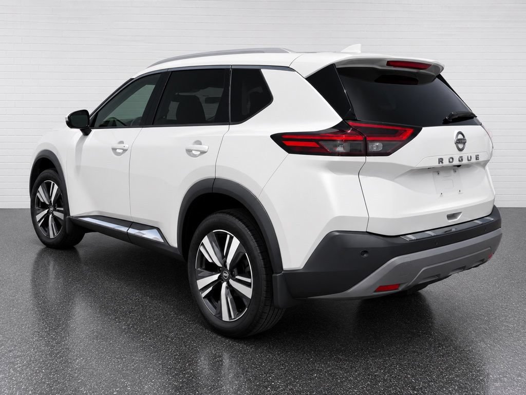 Used 2021 Nissan Rogue SL w/ Premium Package FWD image 2