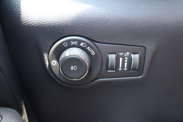 New 2026 Jeep Compass Latitude AWD/4WD image 16