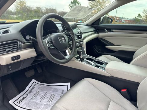 Used 2020 Honda Accord LX image 14