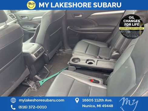 Used 2018 Toyota Highlander XLE image 7