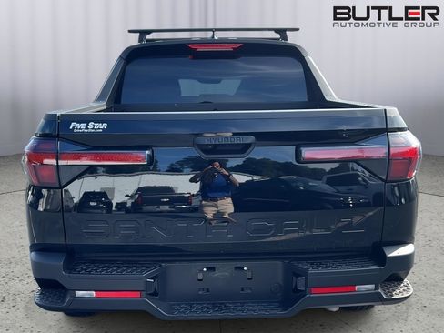 Used 2025 Hyundai Santa Cruz SEL FWD image 4