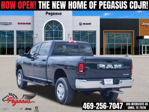 New 2026 RAM 2500 Tradesman AWD/4WD image 4