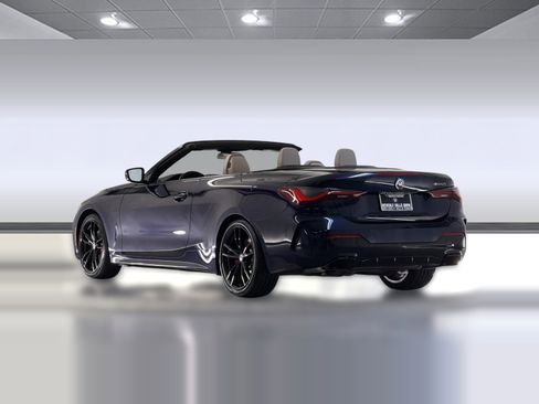 Used 2023 BMW M440i Convertible w/ Premium Package RWD image 3