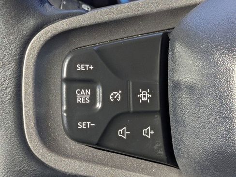 Used 2025 Ford Bronco Big Bend image 26