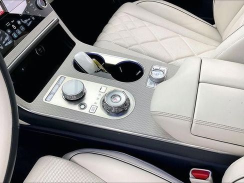 Used 2025 Genesis GV80 3.5T Prestige AWD/4WD image 16