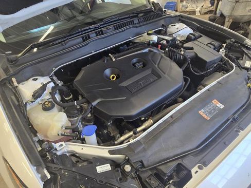 Used 2018 Ford Fusion Titanium AWD/4WD image 32