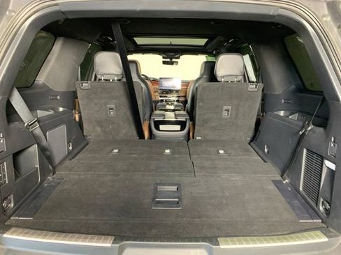 Used 2023 Lincoln Navigator Reserve w/ Equipment Group 201A AWD/4WD image 28