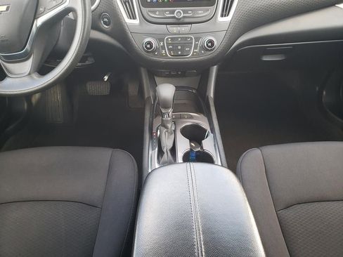 Used 2024 Chevrolet Malibu LT FWD image 20
