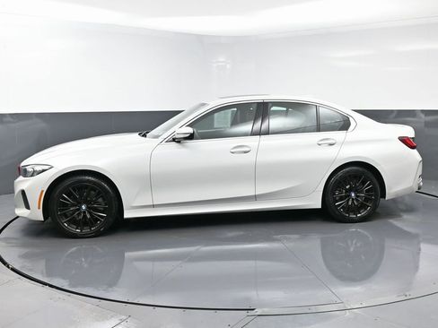 Used 2024 BMW 330i xDrive Sedan w/ Convenience Package image 6