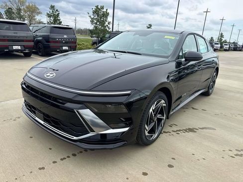 New 2026 Hyundai Sonata SEL image 3