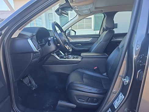 Used 2024 MAZDA CX-90 3.3 Turbo w/ Premium Package image 13