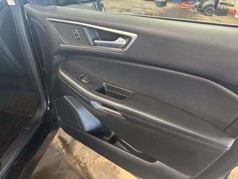 Used 2024 Ford Edge SEL w/ Convenience Package image 15