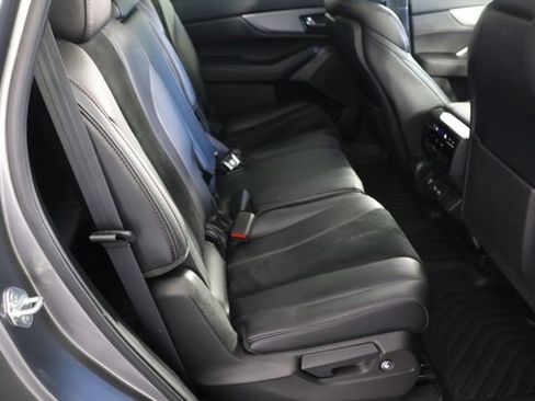 Used 2023 Acura MDX A-Spec image 25