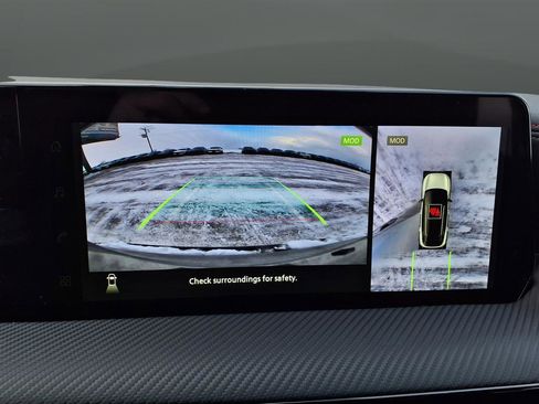 New 2026 Nissan Kicks SR w/ Cold Weather Package image 51