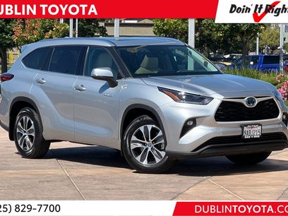 Used 2021 Toyota Highlander XLE