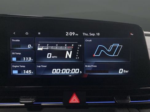 New 2025 Hyundai Elantra N image 28