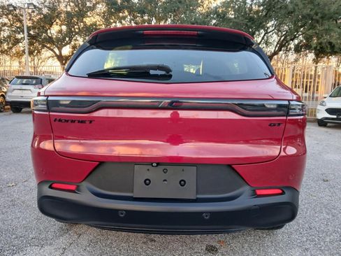 Used 2024 Dodge Hornet GT image 6
