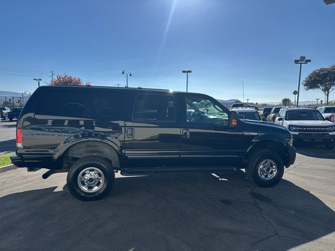 Used 2005 Ford Excursion Limited AWD/4WD image 35