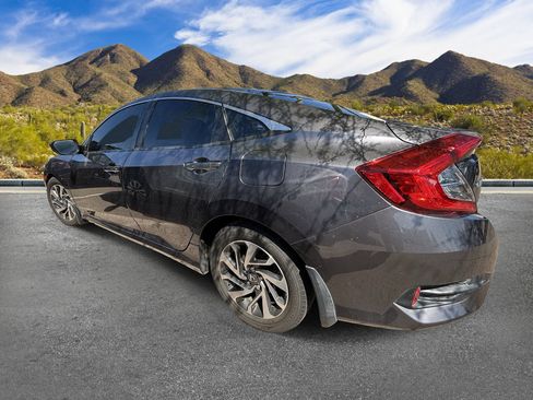 Used 2016 Honda Civic EX image 5