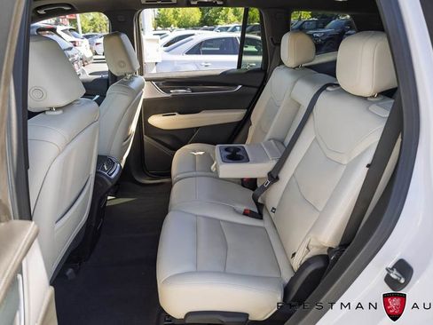 Used 2022 Cadillac XT6 Sport w/ Technology Package AWD/4WD image 46