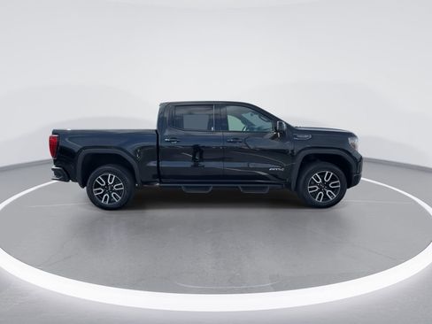 Used 2022 GMC Sierra 1500 AT4 w/ AT4 Premium Package AWD/4WD image 9