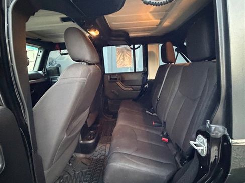 Used 2017 Jeep Wrangler Unlimited Sport AWD/4WD image 6