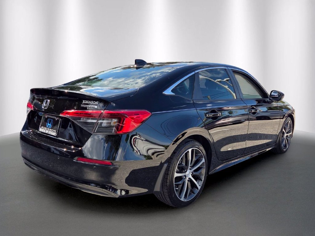 Certified 2024 Honda Civic Touring image 3