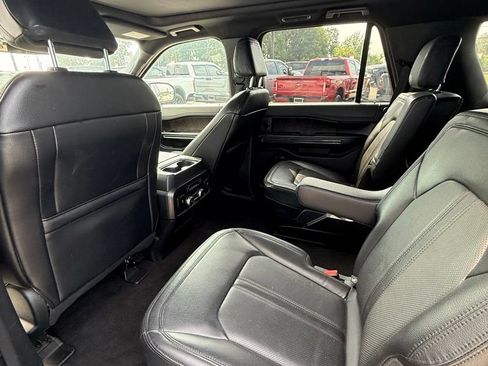 Used 2021 Ford Expedition Limited AWD/4WD image 8