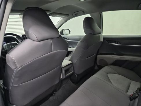 Used 2024 Toyota Camry LE image 12