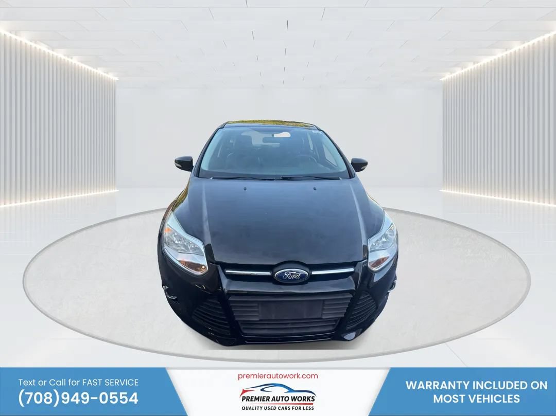 Used 2013 Ford Focus SE FWD image 2