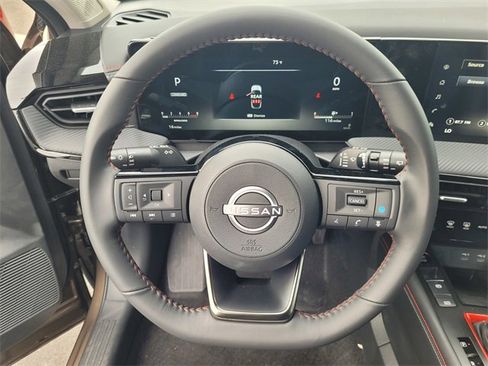 New 2026 Nissan Kicks SR image 9